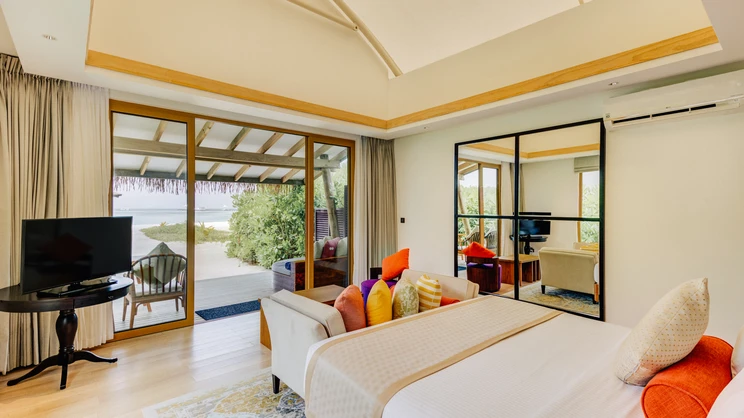 Cinnamon Hakuraa Huraa Maldives